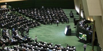 گزارش کمیسیون اقتصادی مجلس از بازار ارز چه بود؟