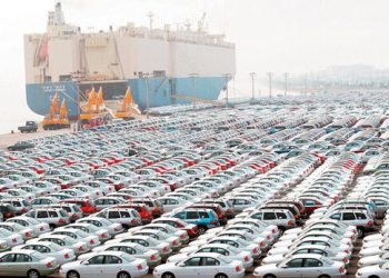 فرمان واردات خودرو دست کیست؟ /آینده تجارت و واردات خودروهای خارجی