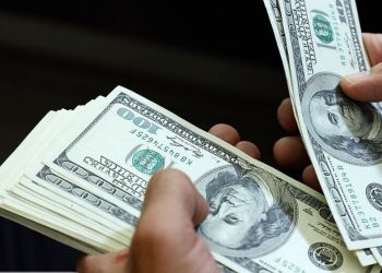 بجای نرخ ارز اسمی، نرخ ارز حقیقی را تثبیت کنید / مبنا دلار ۳۵ هزار تومانی باشد