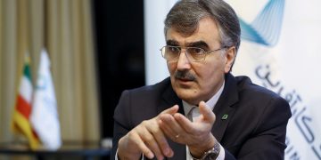 کدام جریان قیمت دلار را بالا برد؟ / سیگنال جدید فرزین به بازار ارز