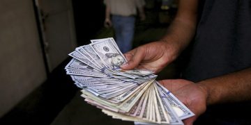5 پیش بینی از قیمت دلار / عقب نشینی اسکناس آمریکایی؛ نوسان‌گیری یا اصلاح؟