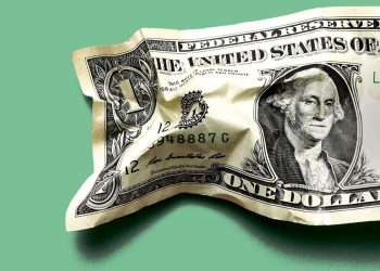 زمزمه های جهانی برای حذف دلار / آیا سلطه اسکناس های دردسرساز بر اقتصاد ایران تمامی دارد؟