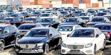 طرح جدید برای واردات خودرو/ چه کسانی می‌توانند خودروی دست‌دوم به ایران بیاورند؟