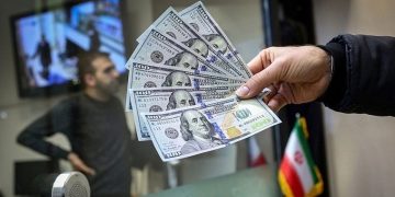 برخورد شدید با فروش ارز مغایر با ضوابط اعلامی/ متخلفان نقره‌داغ می‌شوند!