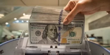 قیمت دلار امروز/ بازار ارز چشم به راه پایان تعطیلات