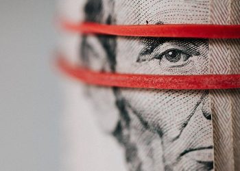 قیمت دلار امروز محدوده حساس را پشت سر گذاشت