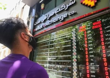 دود تکذیب توافق به چشم قیمت دلار می‌رود؟