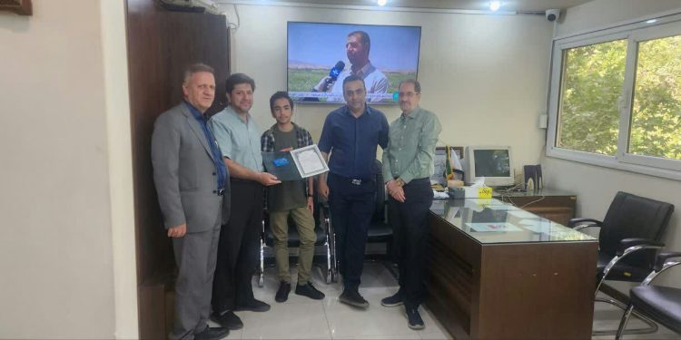 تقدیر از فرزندان ممتاز صنف طلا و جواهر اصفهان