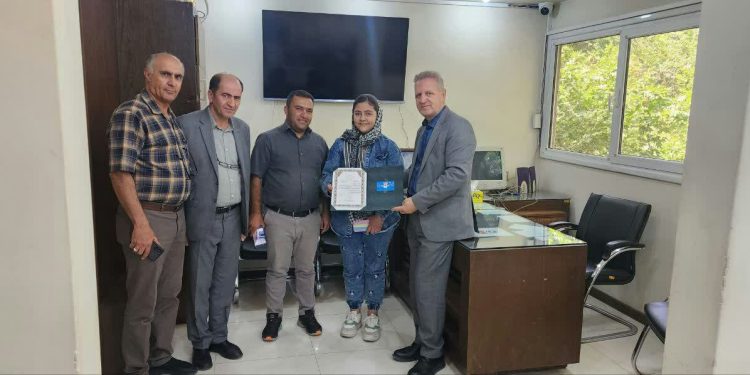 تقدیر از فرزندان ممتاز صنف طلا و جواهر اصفهان