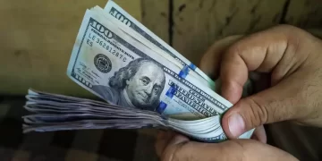 قیمت دلار 26 مهر 1402 / تمدید تحریم‌های تسلیحاتی، محرک رشد دلار می‌شود؟