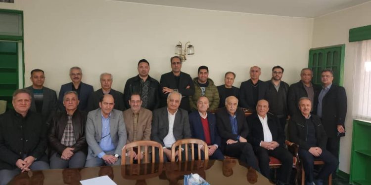 نشست اعضای هیئت رئیسه اتحادیه طلا و جواهر اصفهان با پیشکسوتان صنف