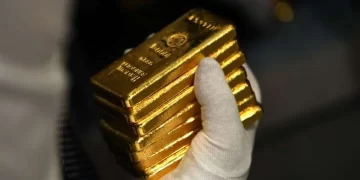 طلای جهانی خیال بلندشدن ندارد