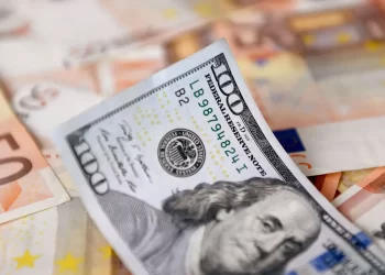 دلار در چه صورت کاهش می یابد؟