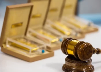 فروش شمش طلا با روش منسوخ چکش‌زنی و مشتریان دولتی