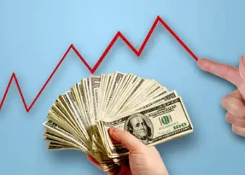 نقشه‌هایی برای کاهش بیشتر قیمت دلار؟