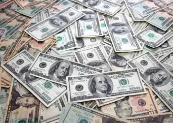 پیش بینی قیمت دلار ۳ خرداد ۱۴۰۳ / تزریق سنگین ارز، فشار دلار را انداخت