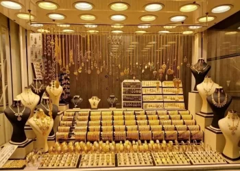 بازار طلا تعطیل شد/ دلار و سکه به کف‌های جدید می‌رسند؟