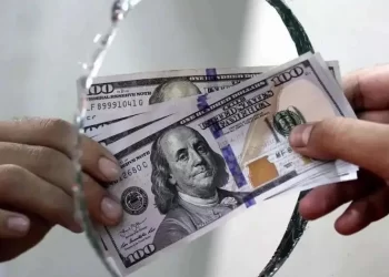 شکاف دلار آزاد و مبادله‌ای به کمترین میزان رسید