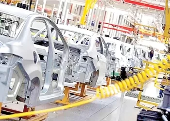 صنعت خودرو در صدر دریافت ارز