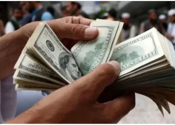 نظر معامله‌گران ارزی نسبت به رای اعتماد وزرا