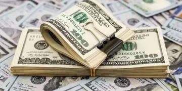 دلار به زیر ۶۰ هزار تومان برمی‌گردد؟/ رد پای این کشور عربی در گرانی‌های دلار