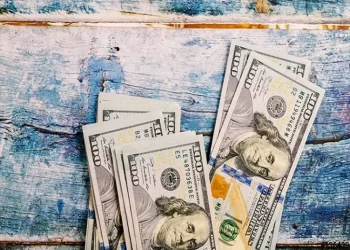 افزایش اندک قیمت دلار، مقطعی و گذراست / بازار ارز مانند دفعات قبل تحت کنترل است