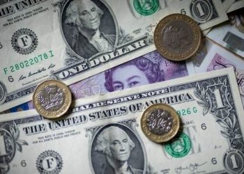 برگشت قیمت دلار در نقطه تکنیکال؛ اخبار چه می‌گویند؟