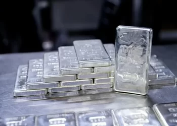 شمش نقره برای سرمایه‌گذاران جذاب می‌شود