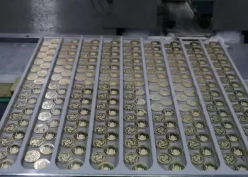 آغاز تحویل ربع‌سکه‌های۱۴۰۳ از فردا /سکه‌های۱۴۰۳ به بازار می‌آید؟