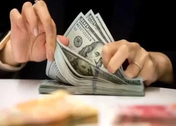 گوش به زنگ ترامپ دو باشید؛ توصیه سیاستی معامله‌گران به بازارساز ارزی