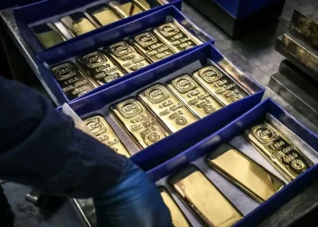 طلای جهانی آرام گرفت