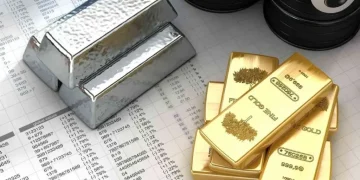 خرید نقره سودآور است؟ / نقره در حال جبران گپ قیمتی با طلاست