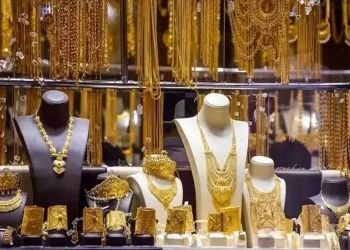 تب خرید طلا در ۱۳ صفر بالا رفت / بازار داغ خرافه‌فروشی