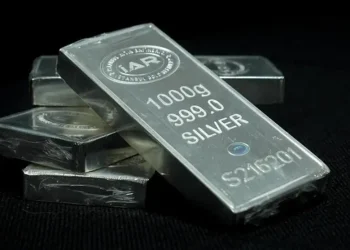 رکوردزنی دوباره نقره پس از ۱۴ سال؛ عبور از مرز ۴۴ دلار