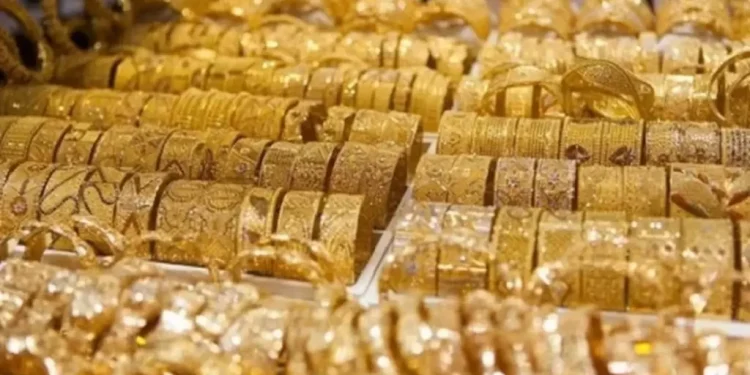 چگونه میتوان موج هیجانی بازار ارز و طلا را مهار کرد؟