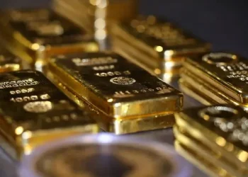 طلای جهانی از صعود بازماند