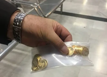 نقش پنهان پیش فروش سکه در جذب نقدینگی/حراج سکه؛ ابزار کنترل نرم بازار طلا و سکه توسط بانک مرکزی