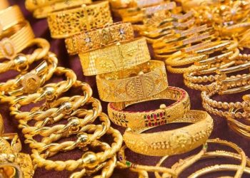 رکود بازار طلای نو در آستانه روز زن و شب یلدا / واحدهای ساخت طلا، کارگران خود را تا یک‌سوم کاهش داده‌اند