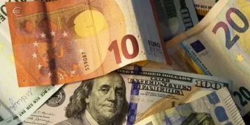 دلار آمریکا همچنان بی‌رقیب در ذخایر جهانی