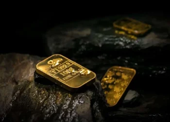 طلای جهانی دوباره اوج گرفت